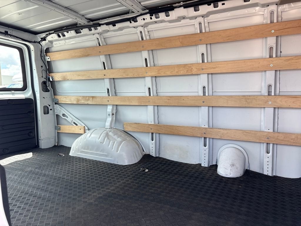2024 GMC Savana Cargo 2500 Work Van
