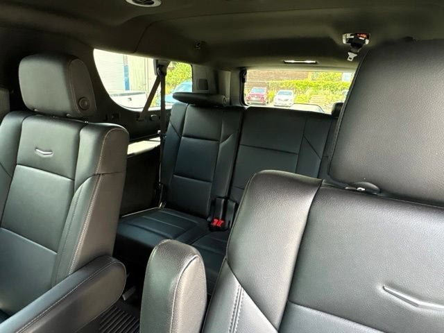 2022 Cadillac Escalade ESV Luxury