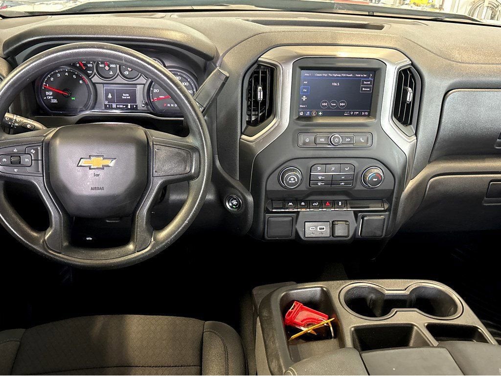 2024 Chevrolet Silverado 1500 Custom