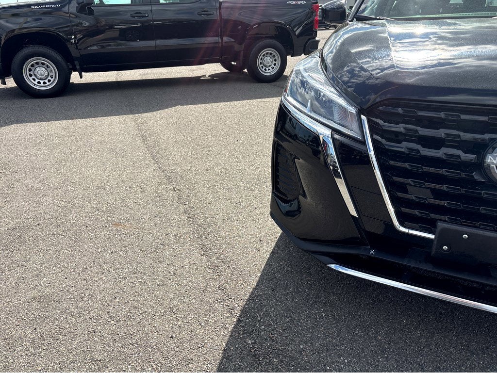 2024 Nissan Kicks SV