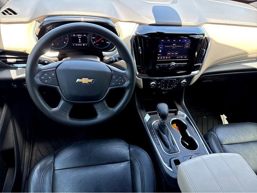 2023 Chevrolet Traverse LS