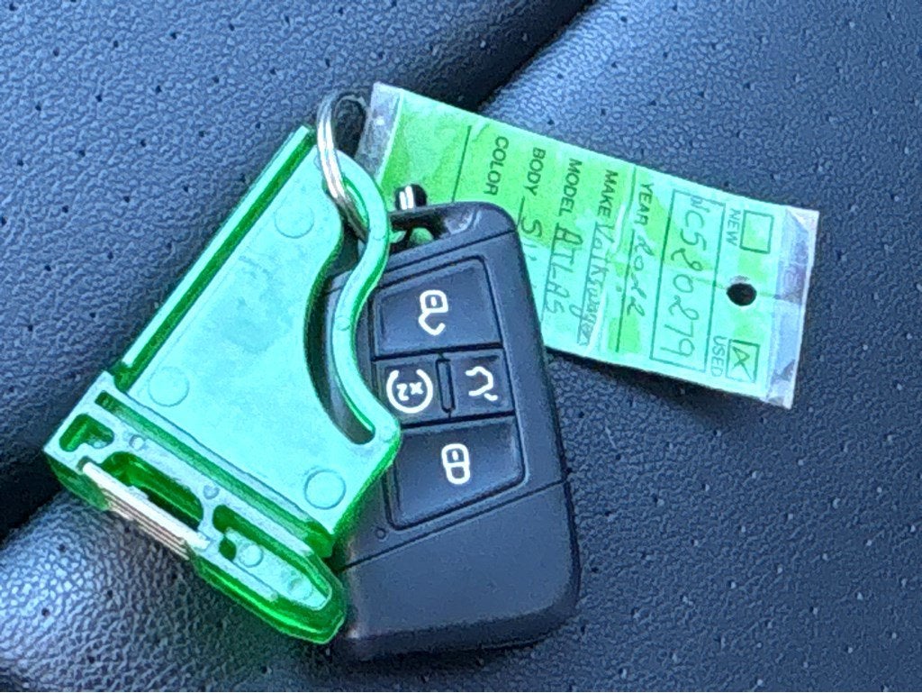 2022 Volkswagen Atlas 3.6L V6 SE w/Technology