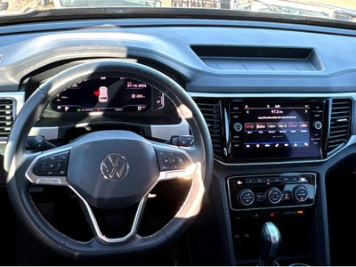 2022 Volkswagen Atlas 3.6L V6 SE w/Technology