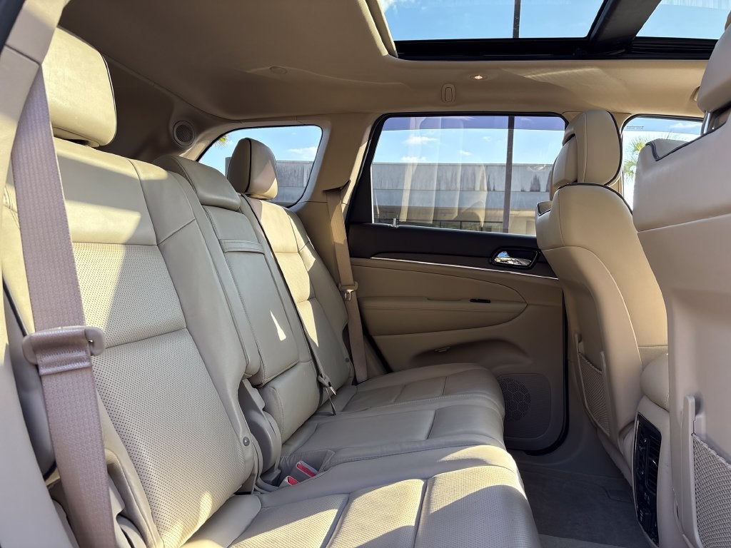 2020 Jeep Grand Cherokee Base