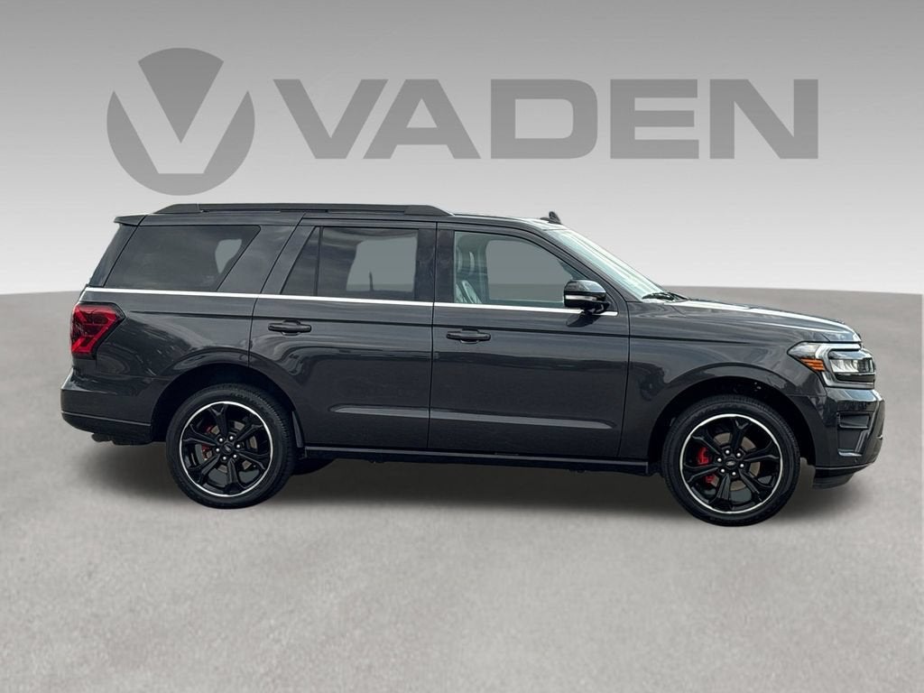 2023 Ford Expedition Base