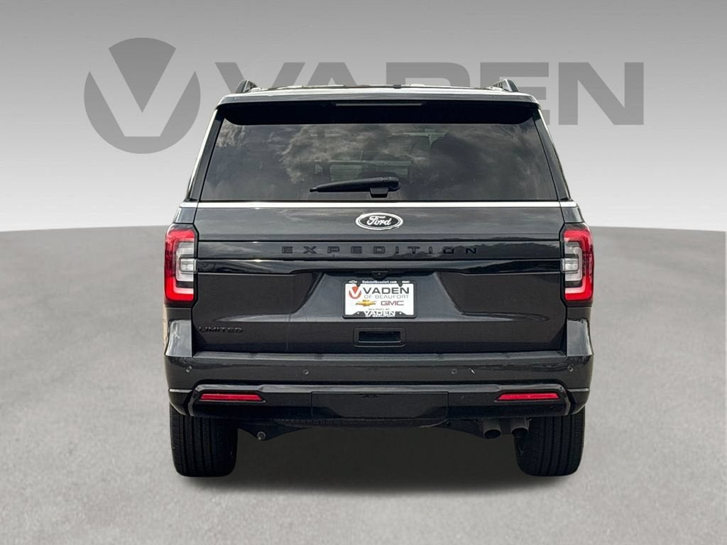 2023 Ford Expedition Base