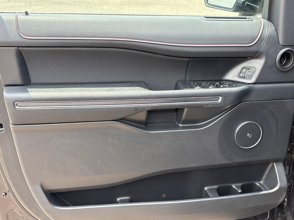 2023 Ford Expedition Base