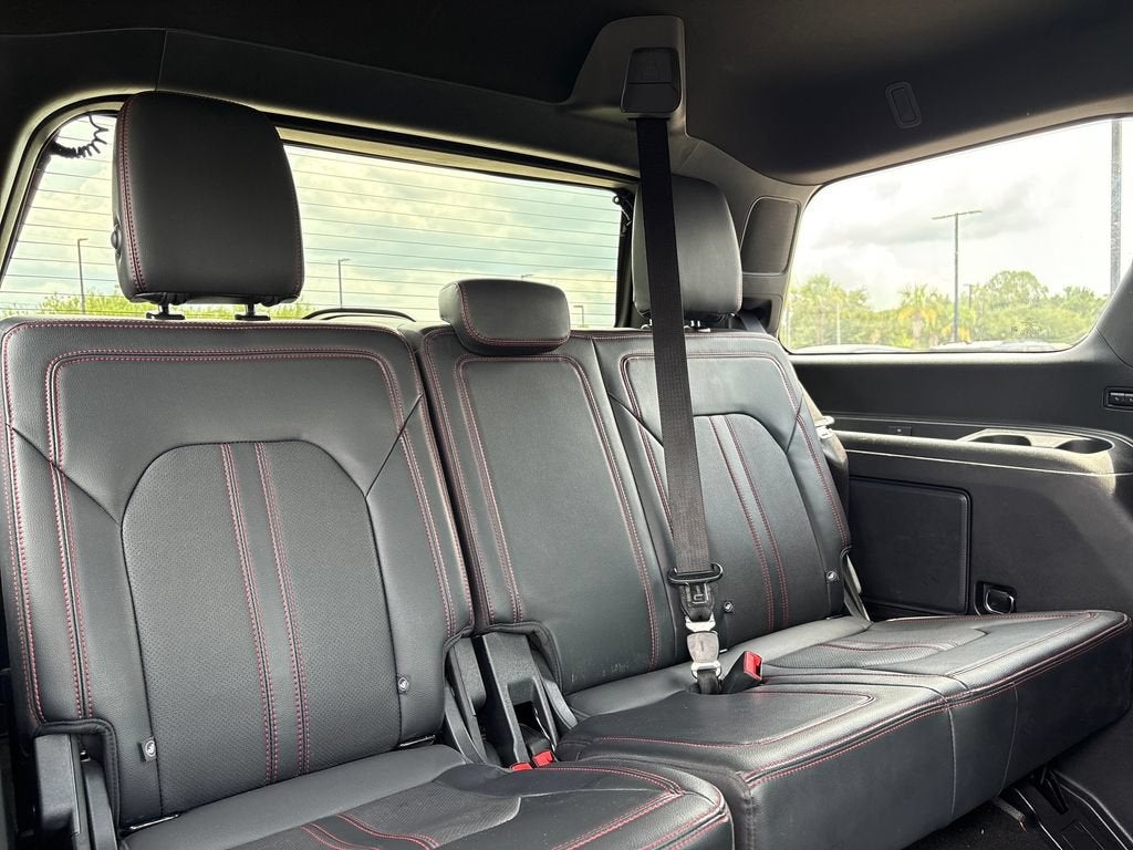 2023 Ford Expedition Base