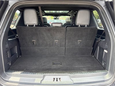 2023 Ford Expedition Base
