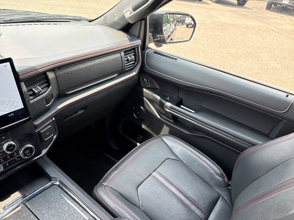 2023 Ford Expedition Base