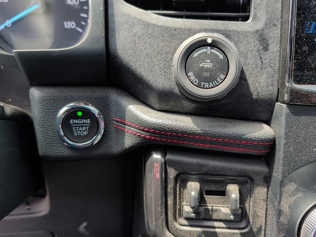 2023 Ford Expedition Base