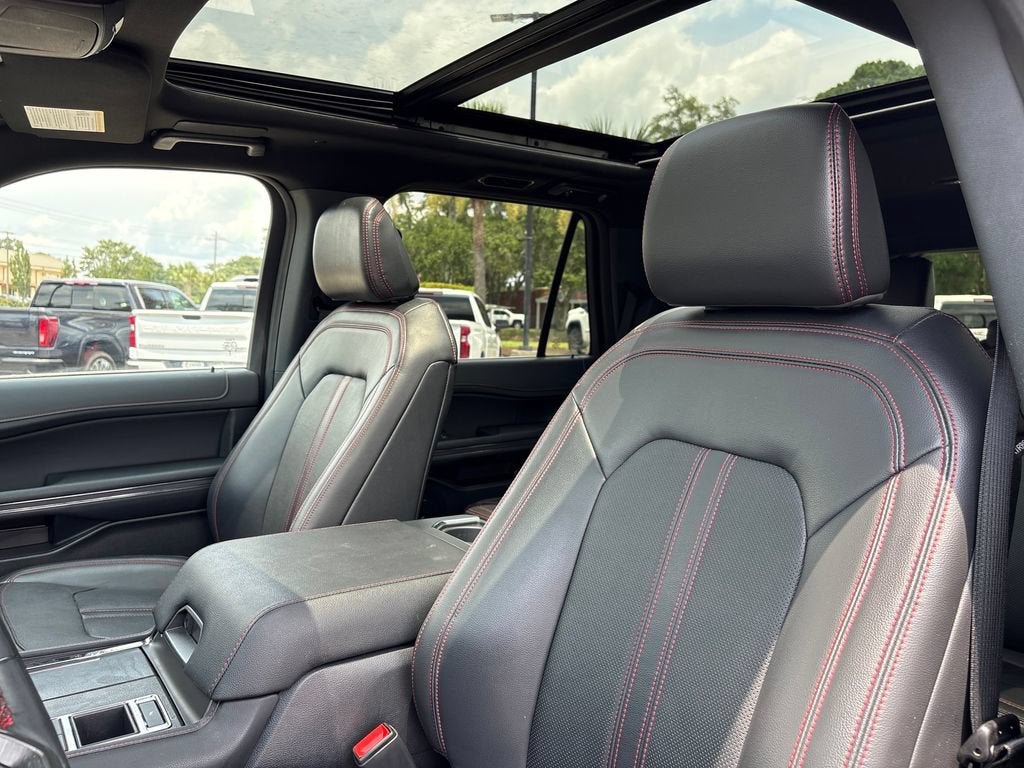 2023 Ford Expedition Base