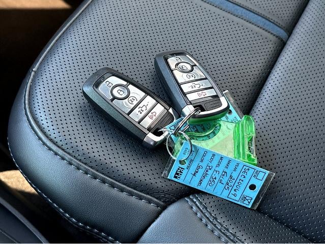 2025 Ford Super Duty F-350 SRW XL