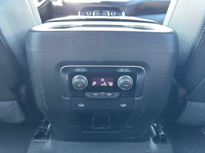 2024 Chevrolet Suburban Base