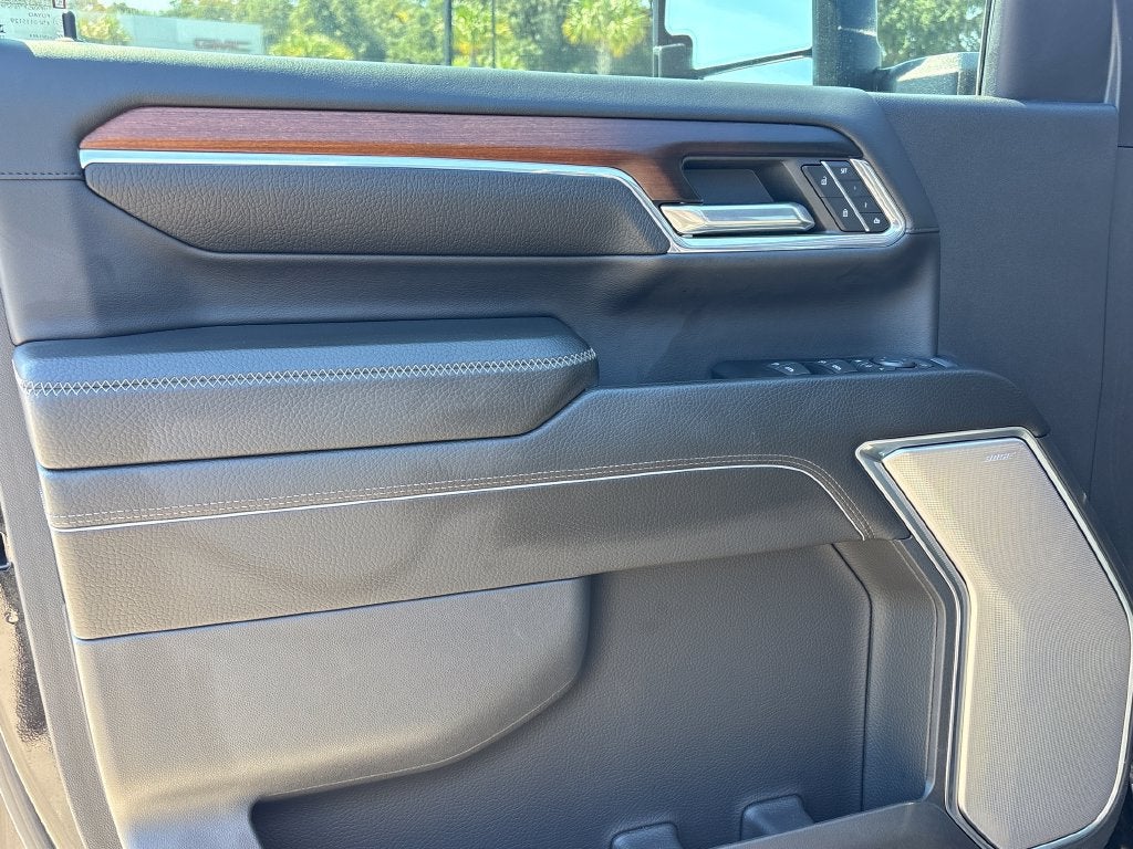 2024 GMC Sierra 2500 HD Base