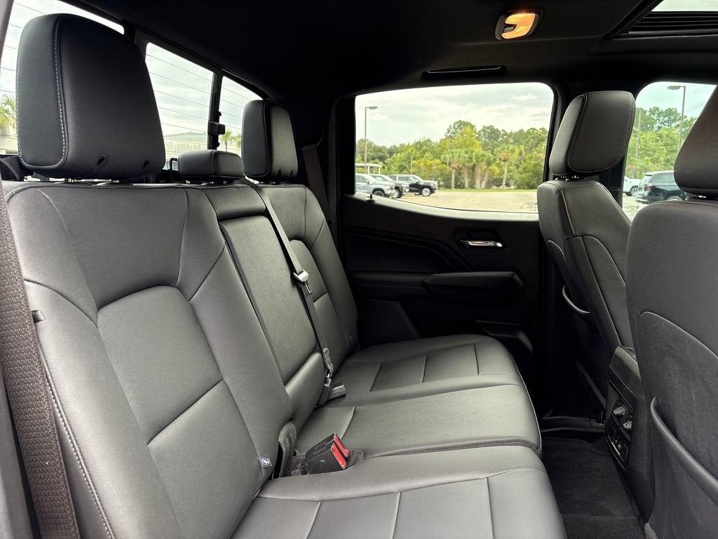 2024 GMC Canyon Base