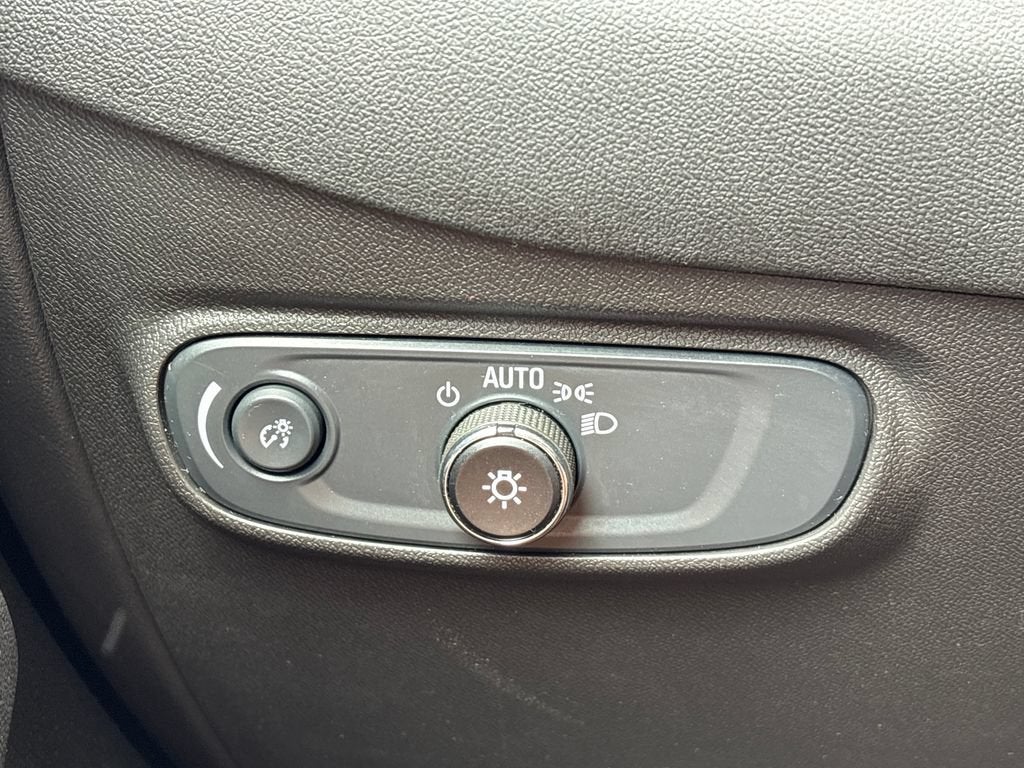 2024 Chevrolet Equinox Base
