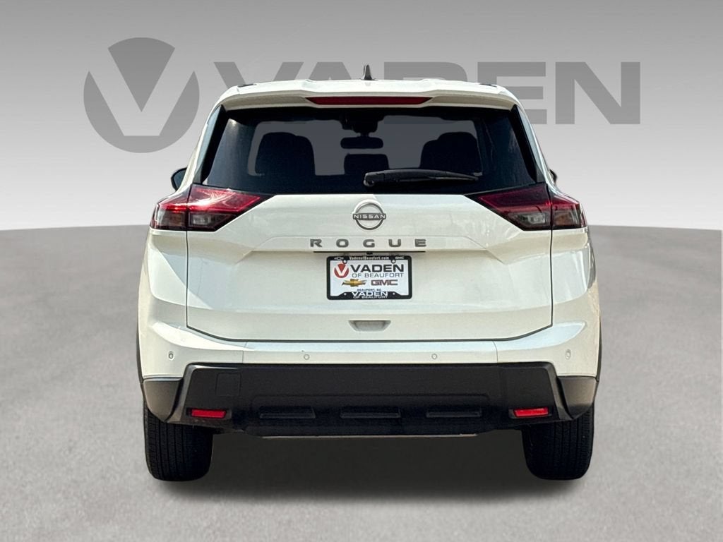 2024 Nissan Rogue Base
