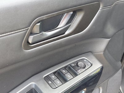 2024 Nissan Pathfinder Base