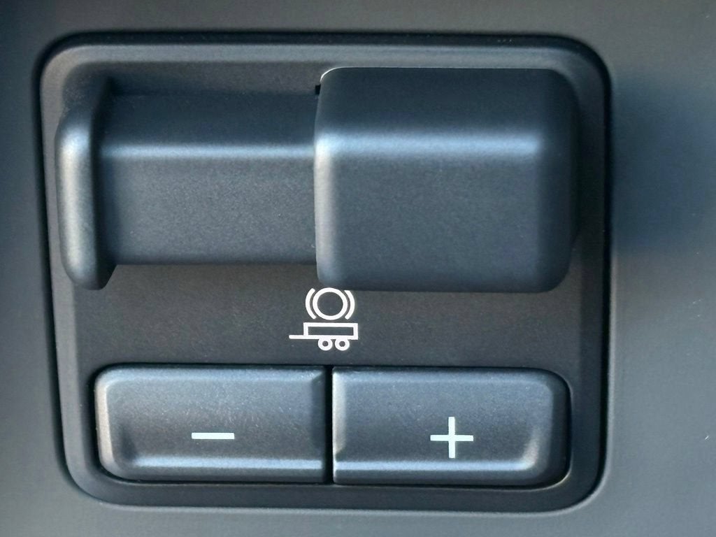2023 Chevrolet Colorado Base