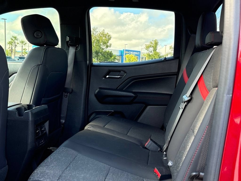2023 Chevrolet Colorado Base