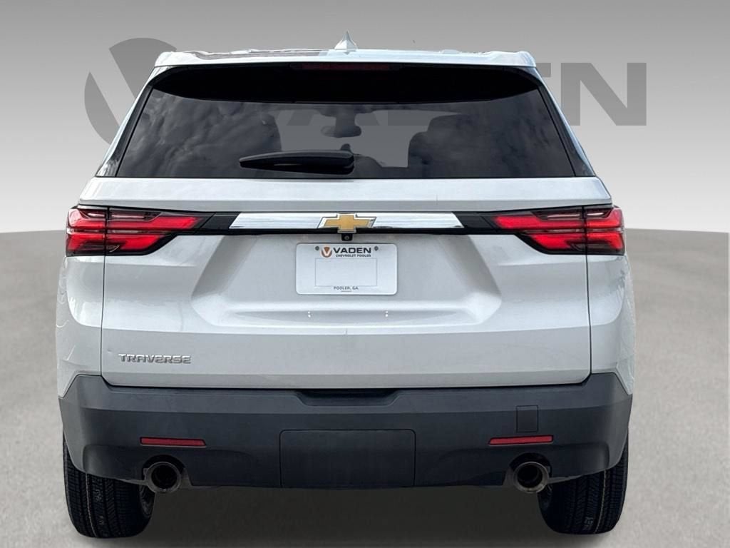 2022 Chevrolet Traverse Base