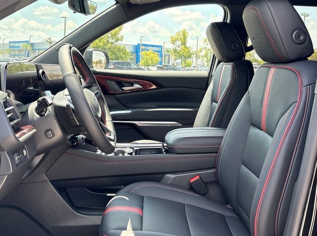 2027 Chevrolet Traverse RS