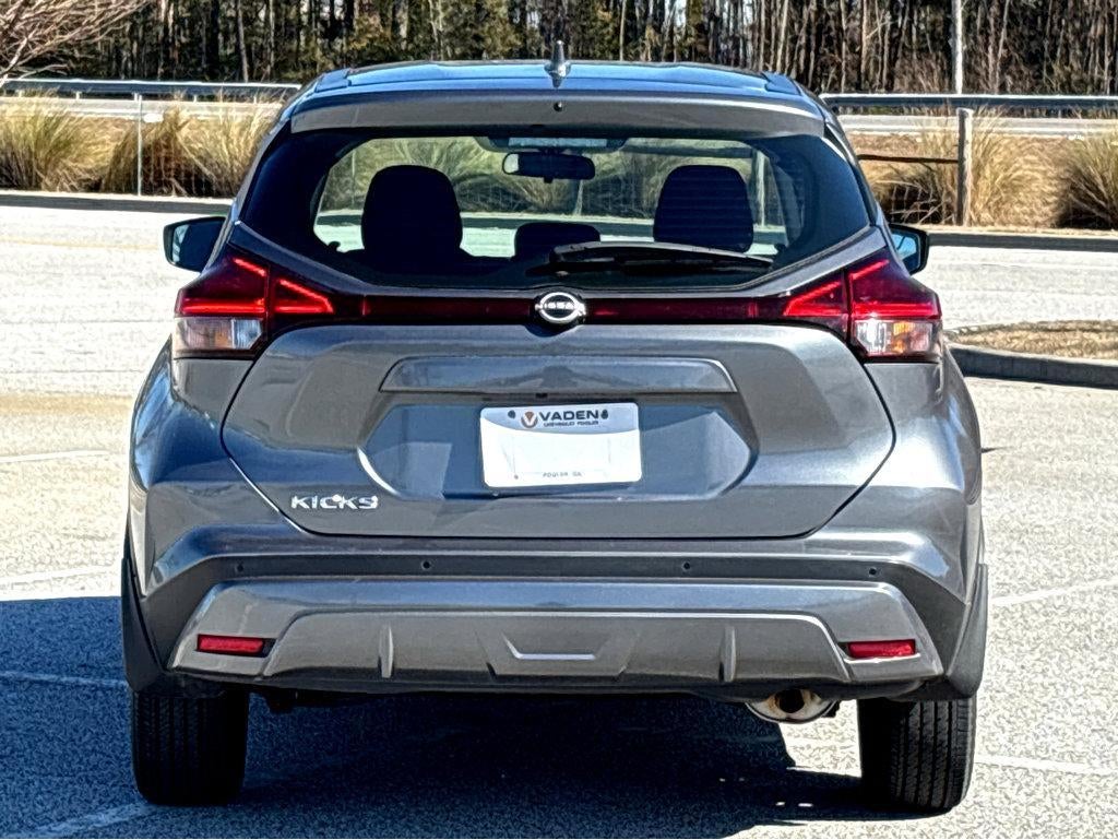 2023 Nissan Kicks S