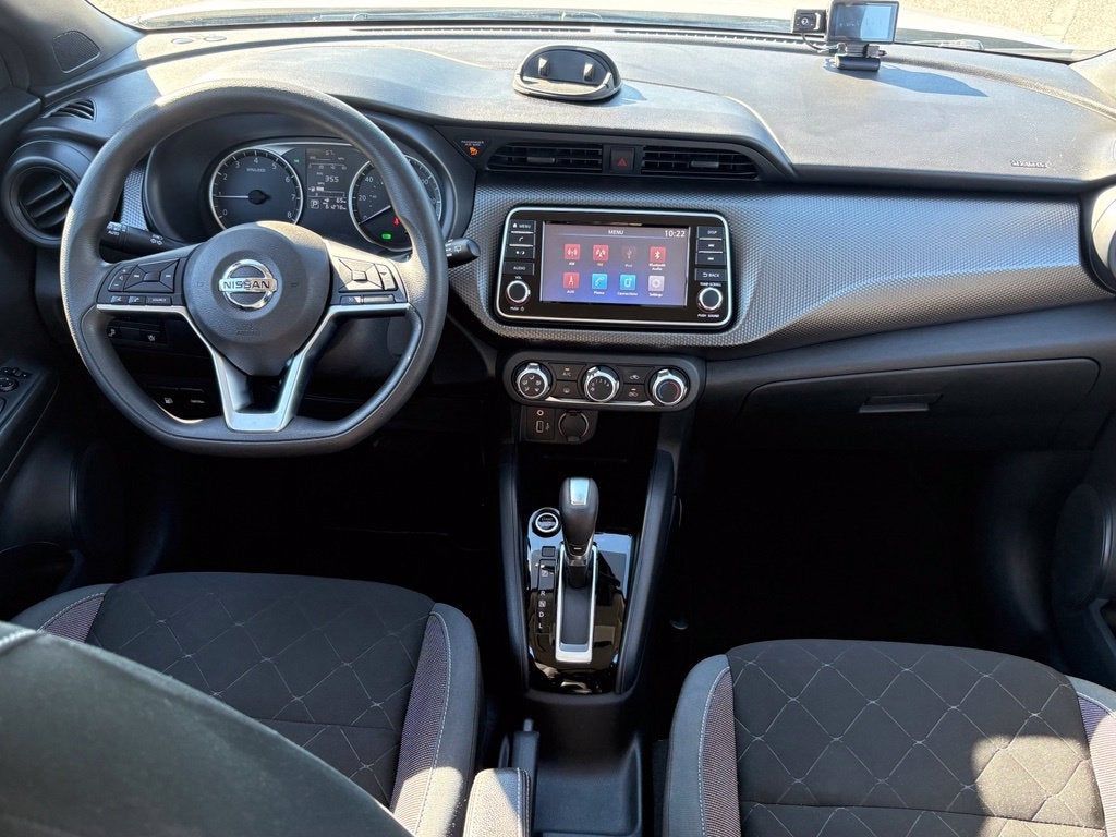 2020 Nissan Kicks S