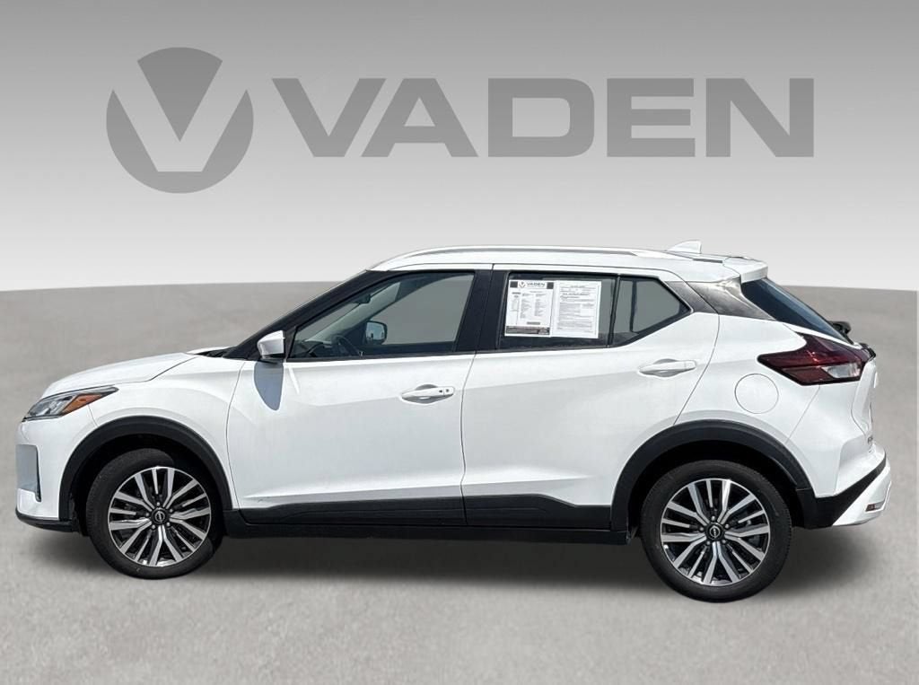 2024 Nissan Kicks Base