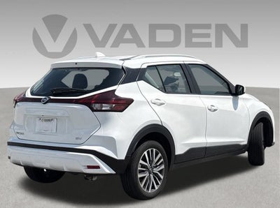 2024 Nissan Kicks Base