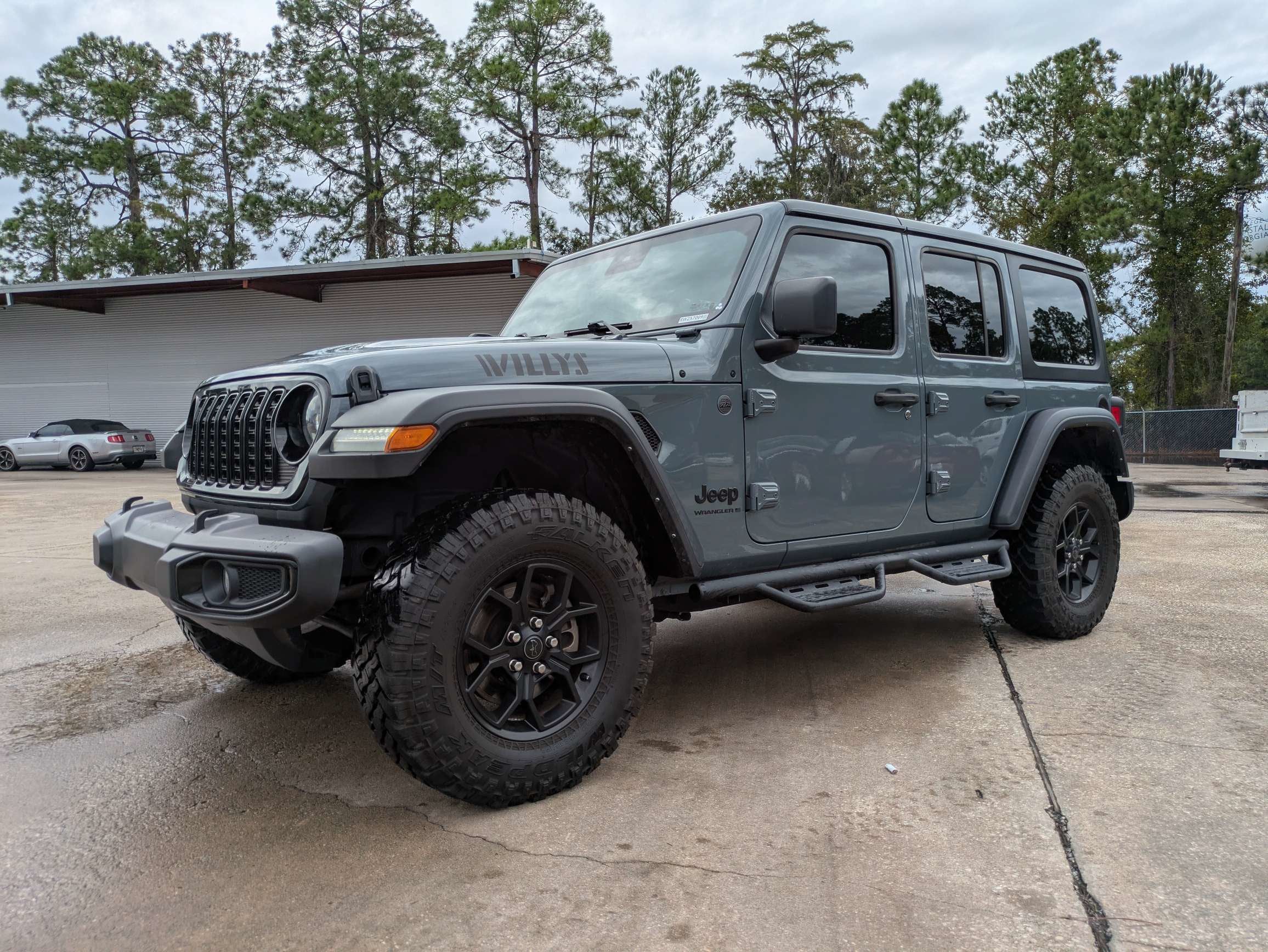 2024 Jeep Wrangler 4-Door Willys 4x4