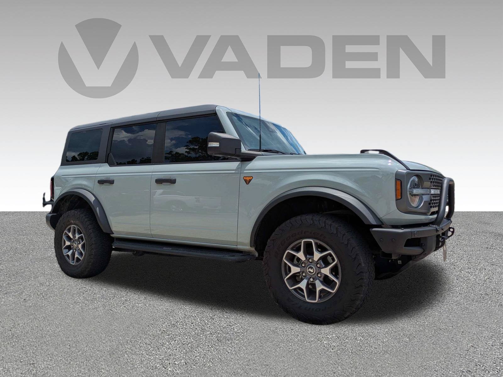 2023 Ford Bronco Badlands