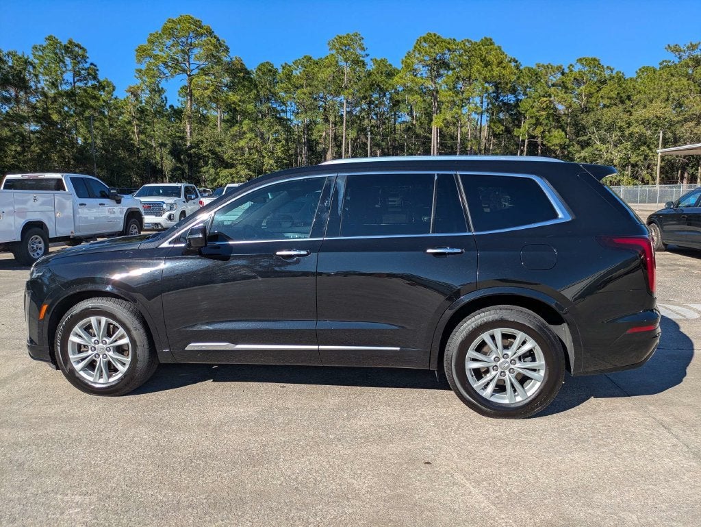 2022 Cadillac XT6 Luxury