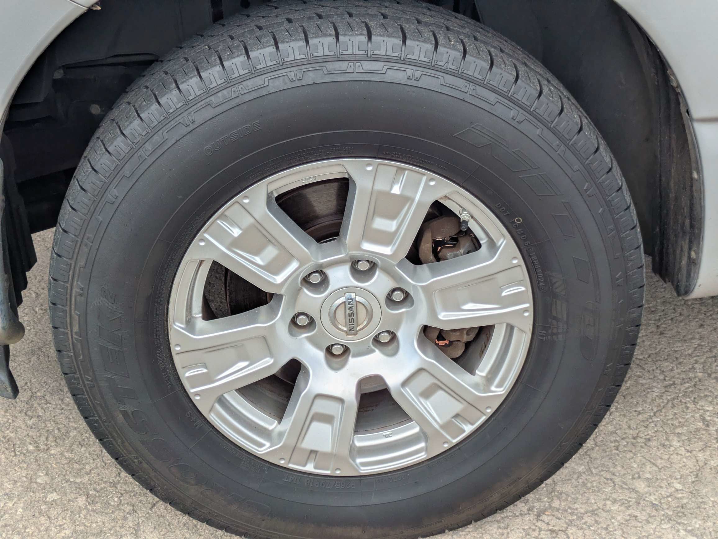 2018 Nissan TITAN SV