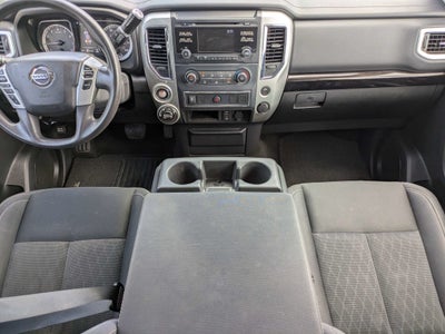 2018 Nissan TITAN SV