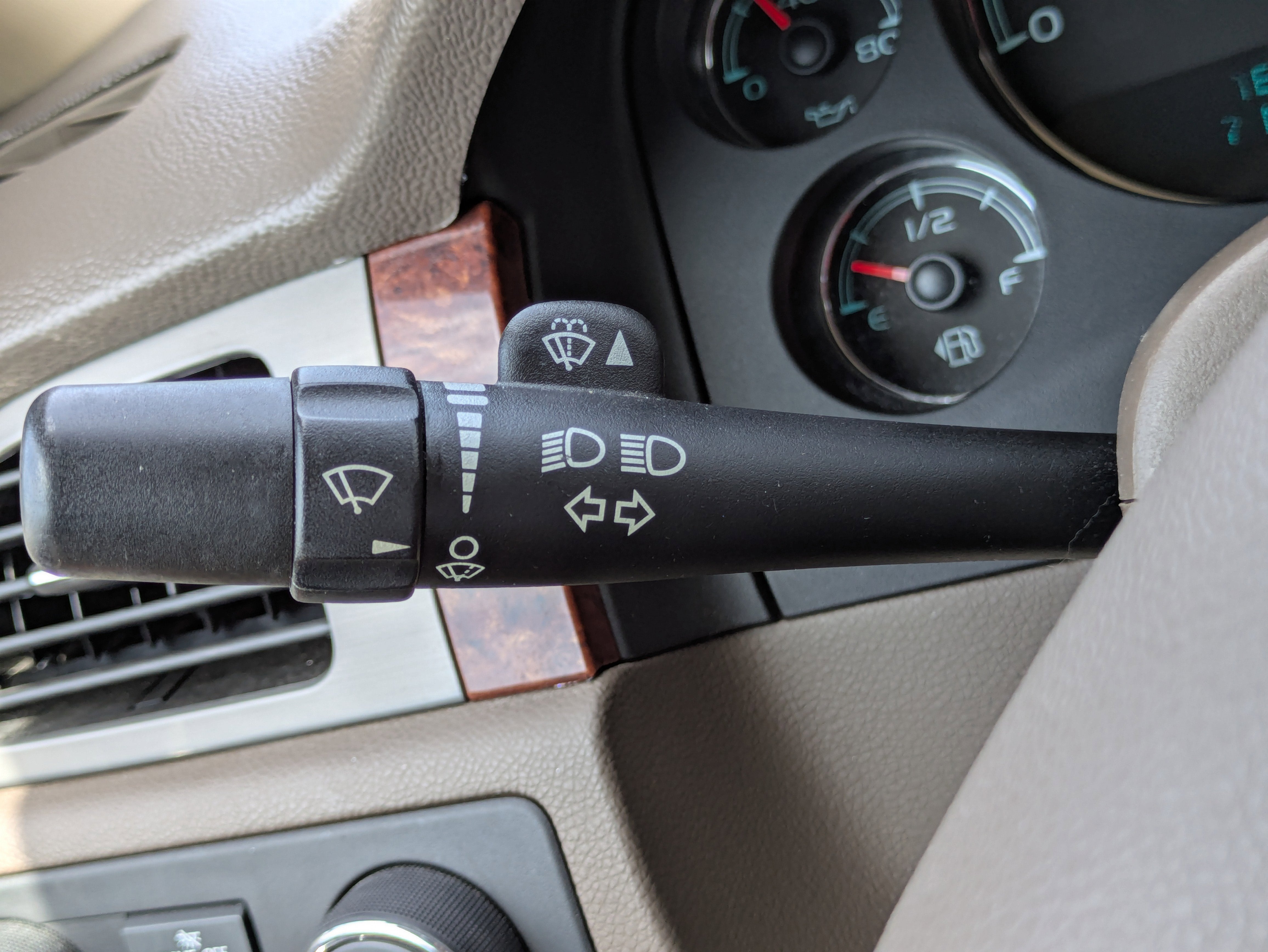 2013 Chevrolet Avalanche LTZ