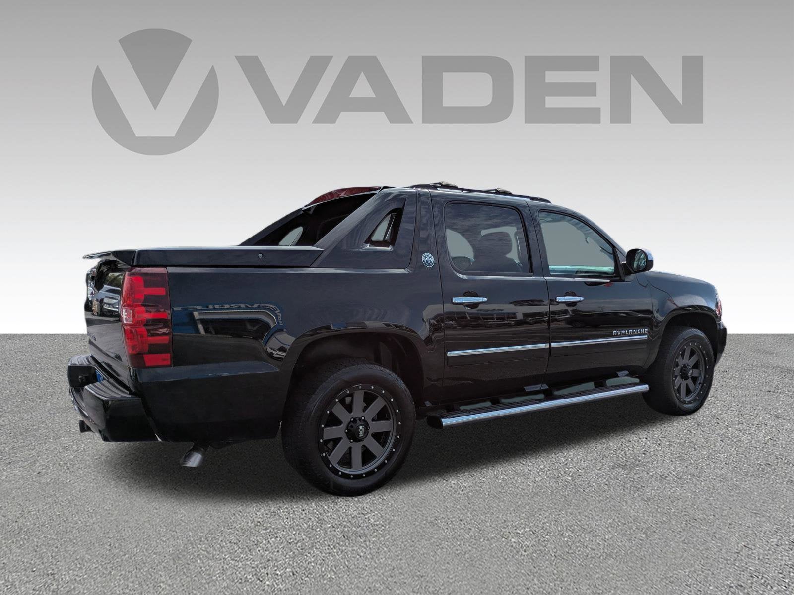 2013 Chevrolet Avalanche LTZ