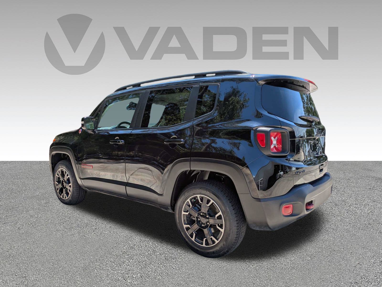 2023 Jeep Renegade Trailhawk 4x4
