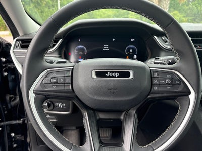 2023 Jeep Grand Cherokee Laredo