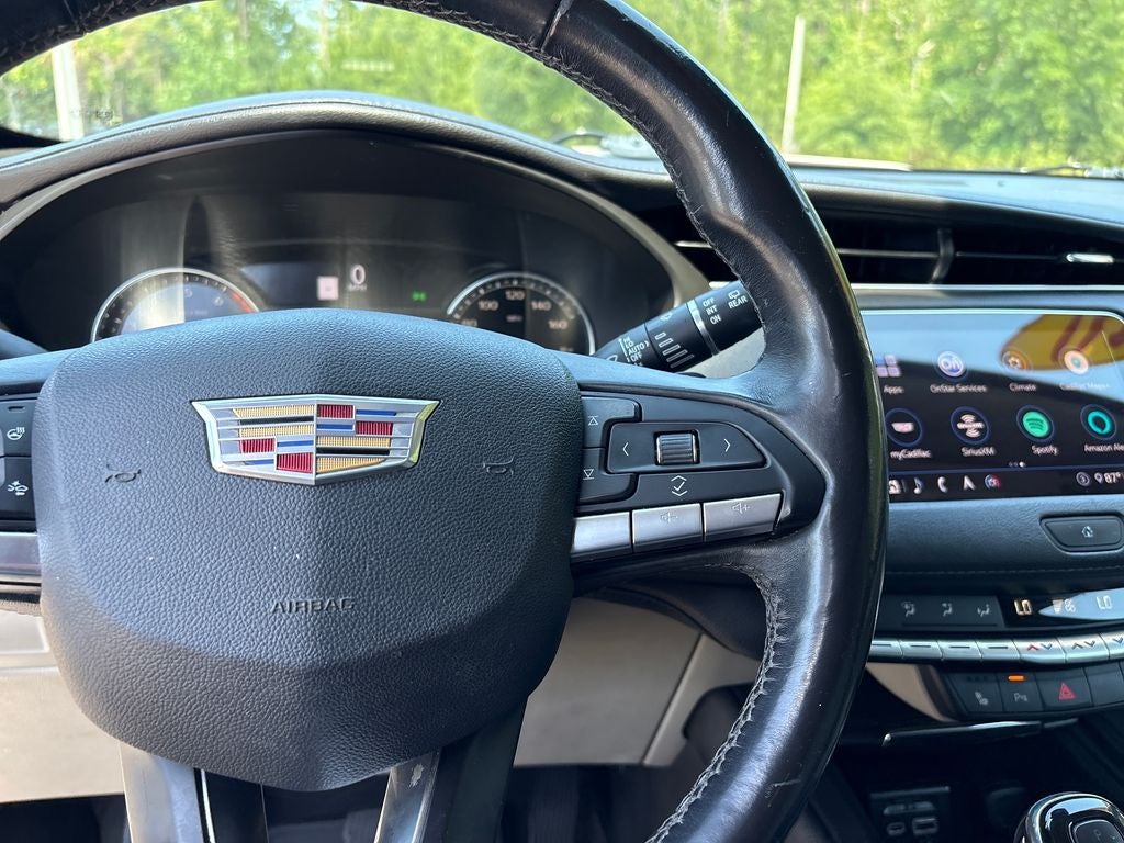 2020 Cadillac XT4 Premium Luxury
