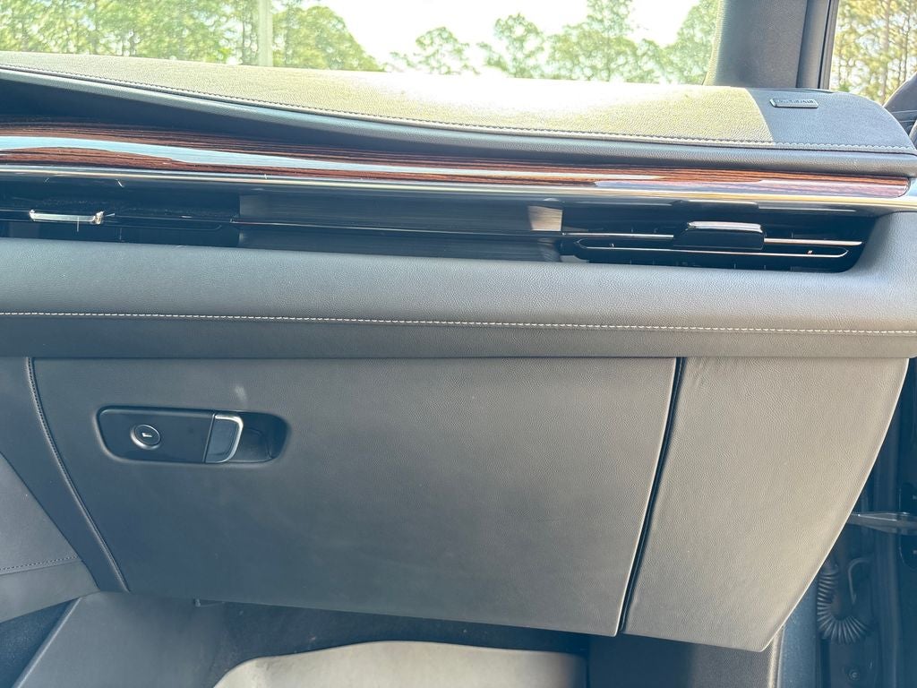 2021 Cadillac Escalade Luxury