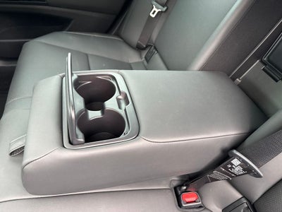 2024 Lexus ES 300h F SPORT Handling