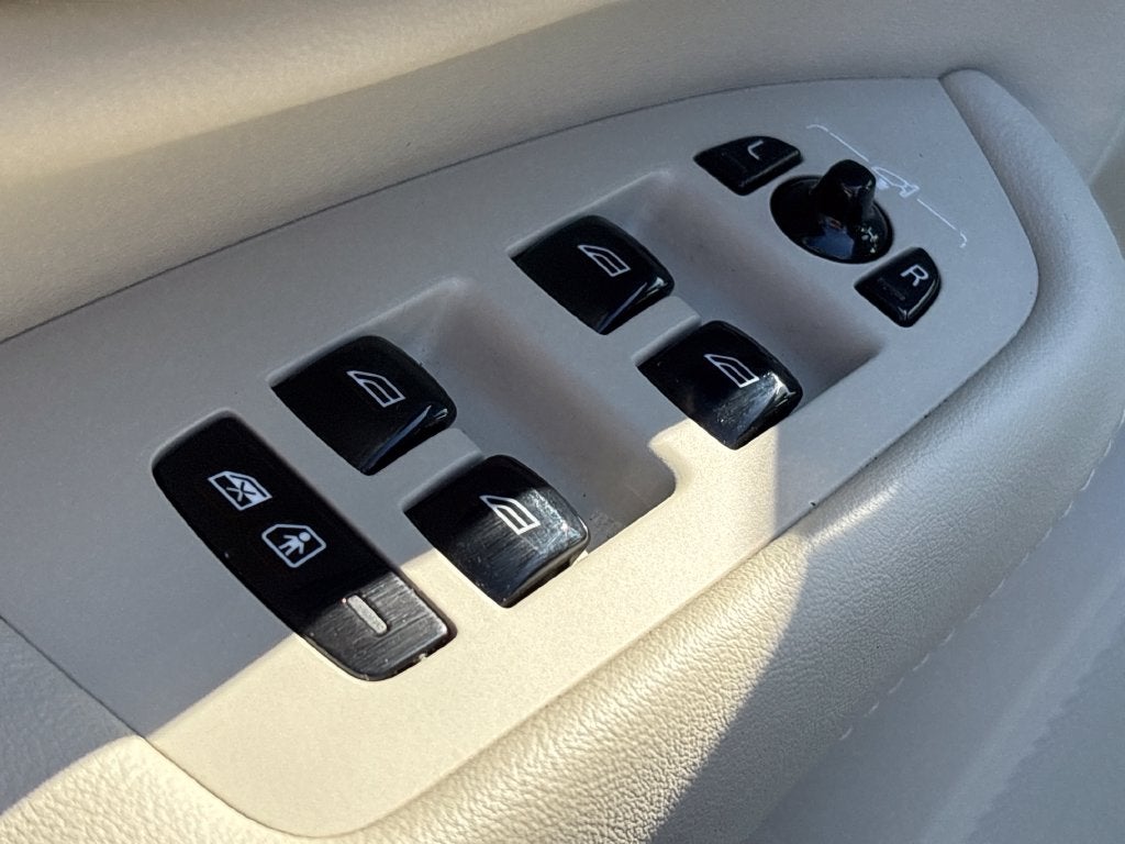 2023 Volvo XC90 B6 Plus 7-Seater