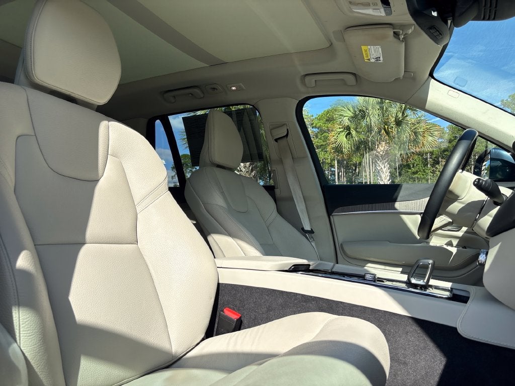 2023 Volvo XC90 B6 Plus 7-Seater