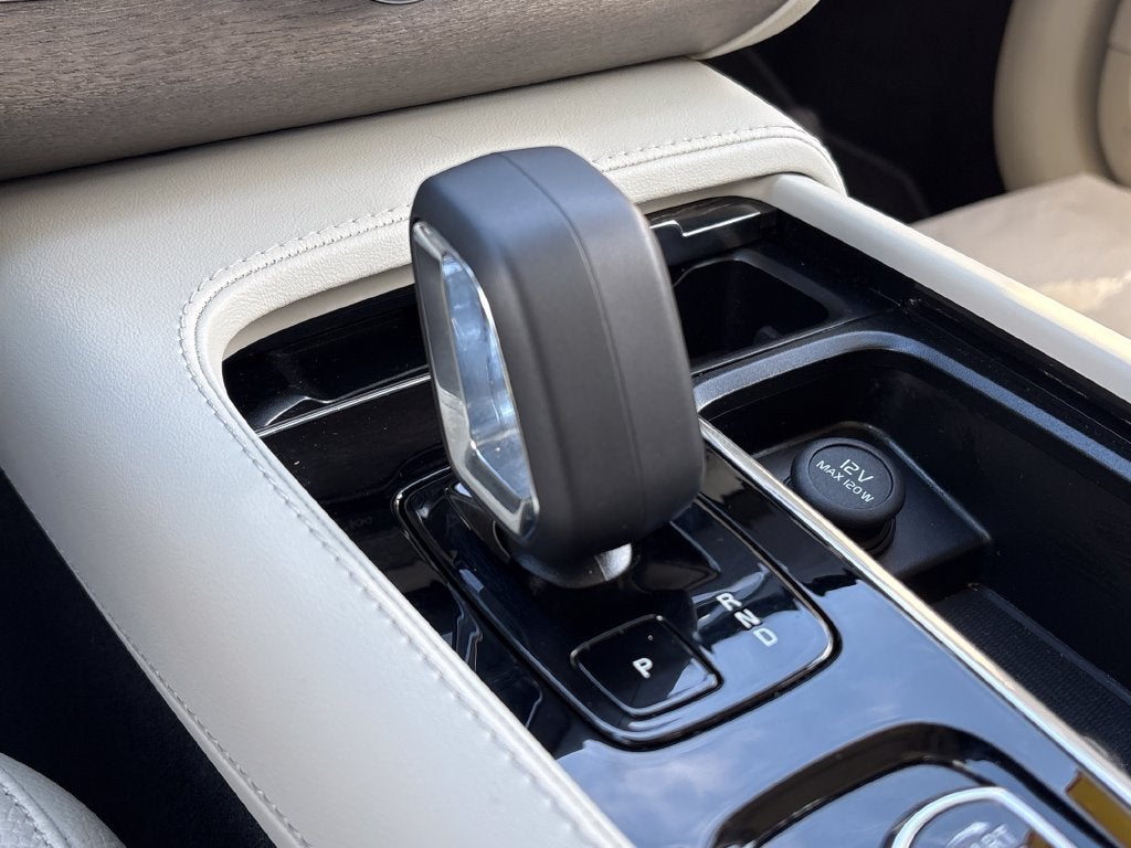 2023 Volvo XC90 B6 Plus 7-Seater