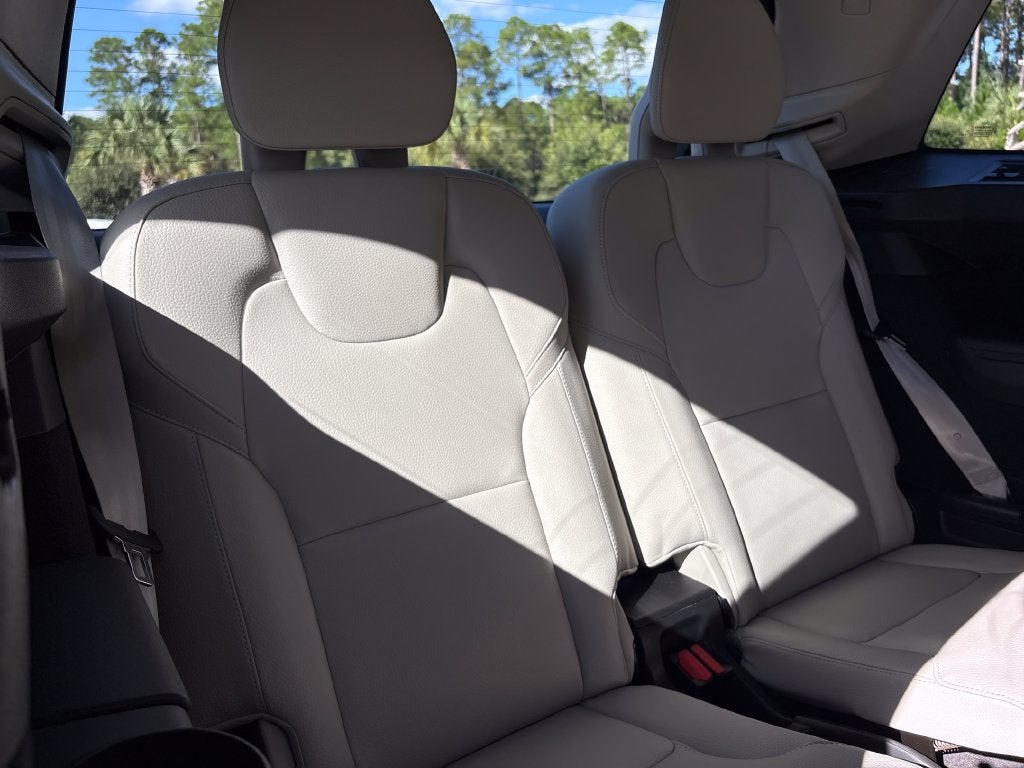 2023 Volvo XC90 B6 Plus 7-Seater