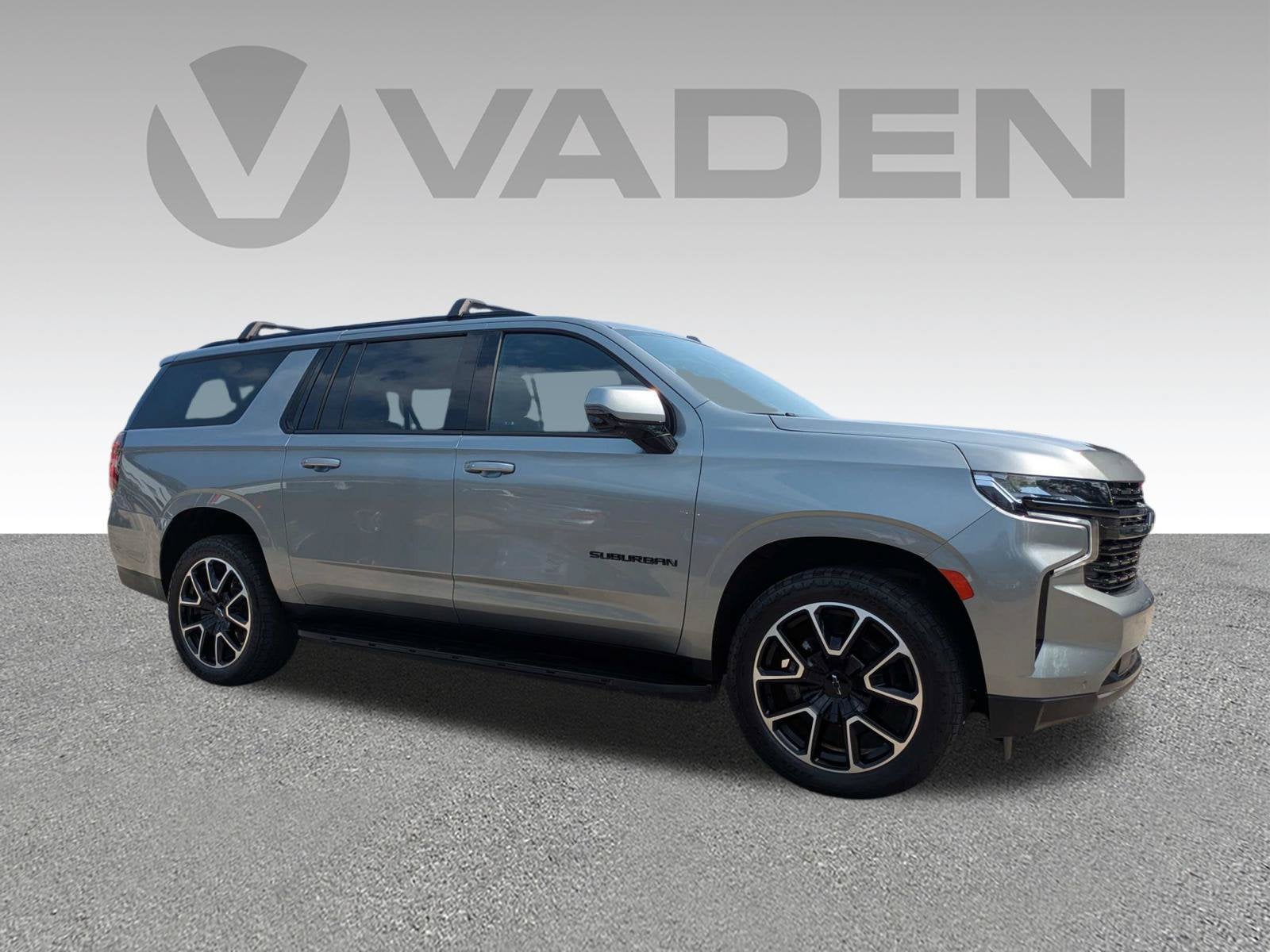 2023 Chevrolet Suburban RST