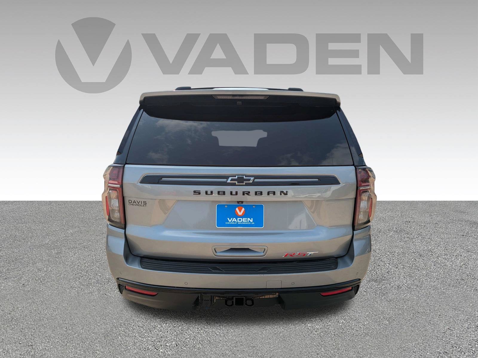 2023 Chevrolet Suburban RST