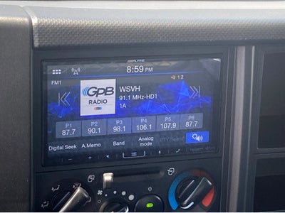 2024 Isuzu NPR HD 176 WB